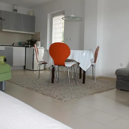 Vila Marica *